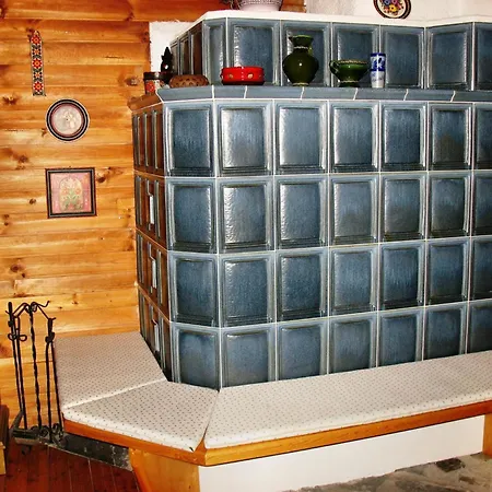 度假居 In Gnesau Mit Grill By Interhome Gnesau