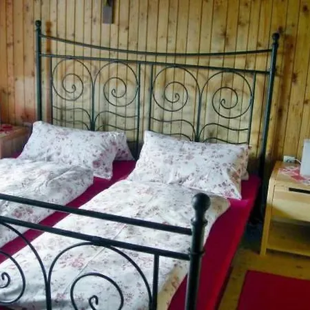 In Gnesau Mit Grill By Interhome 度假居